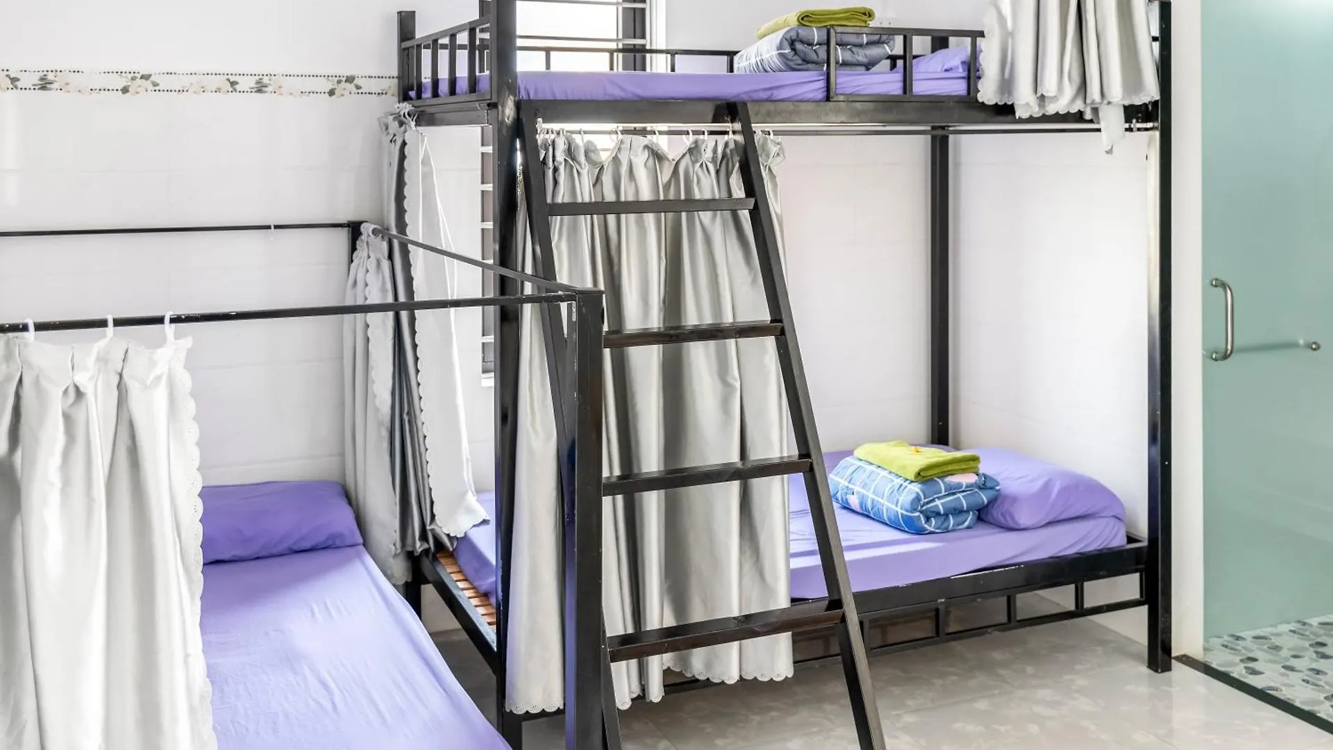 Nalani Homestay & Hostel Hoi An 0*,